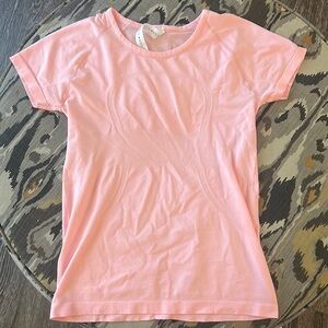 Lululemon swiftly tech top